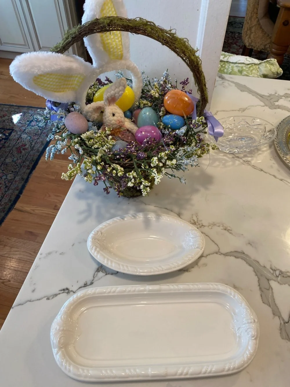 NWOT WHITE SHABBY CHIC CERAMIC SET OF TWO SERVING DISH OR BATH VANITY SOAP SET